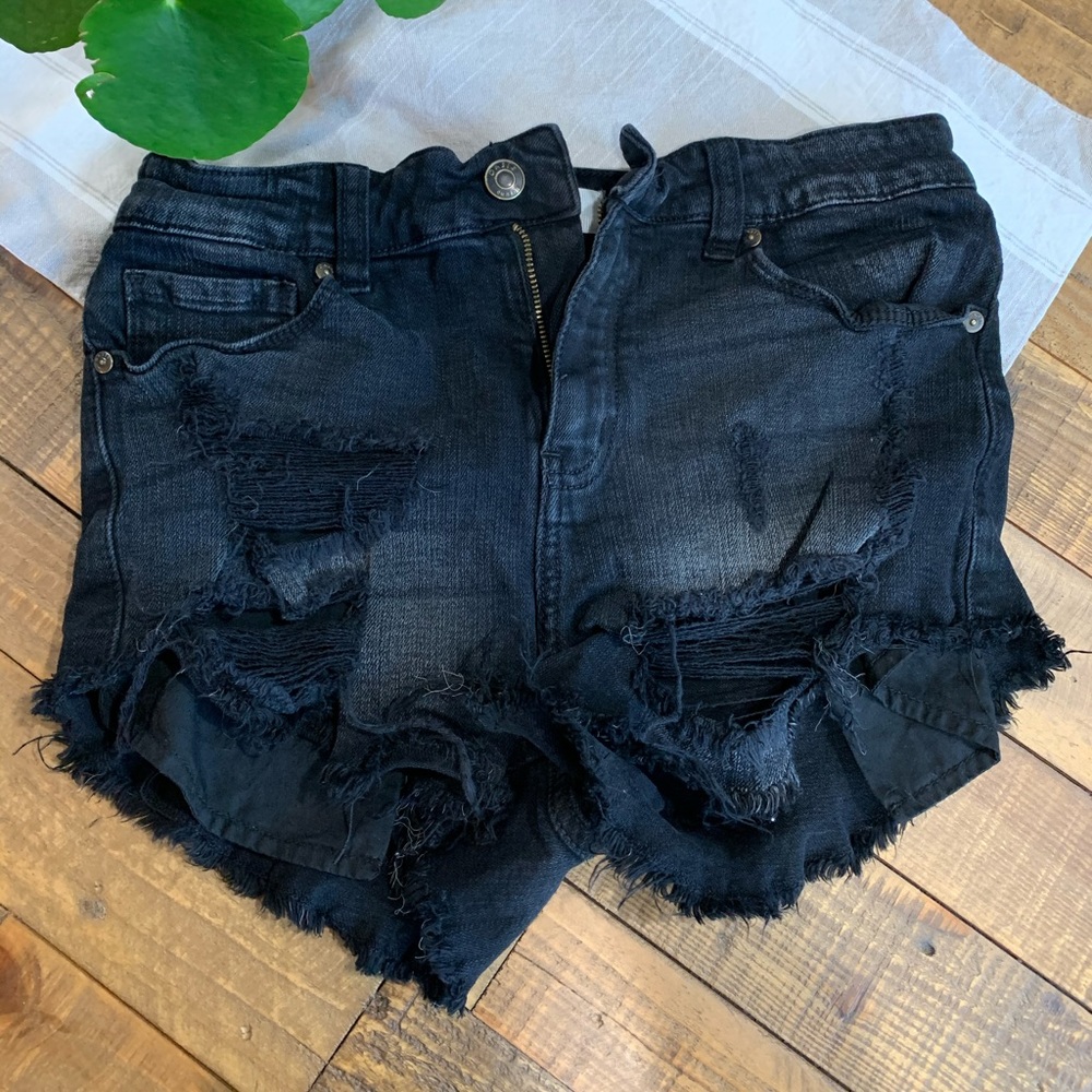 Black Distressed High Wasted Jean Shorts